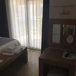 Hotel Rhapsody