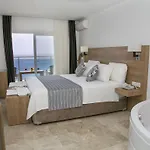 Hotel Rhapsody
