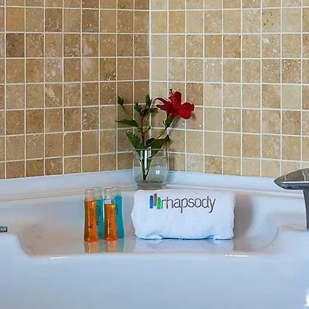 Hotel Rhapsody