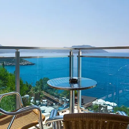 Rhapsody Hotell *
